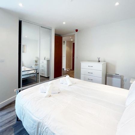 Seaview Boutique One-Bedroom Apt 斯旺西 外观 照片