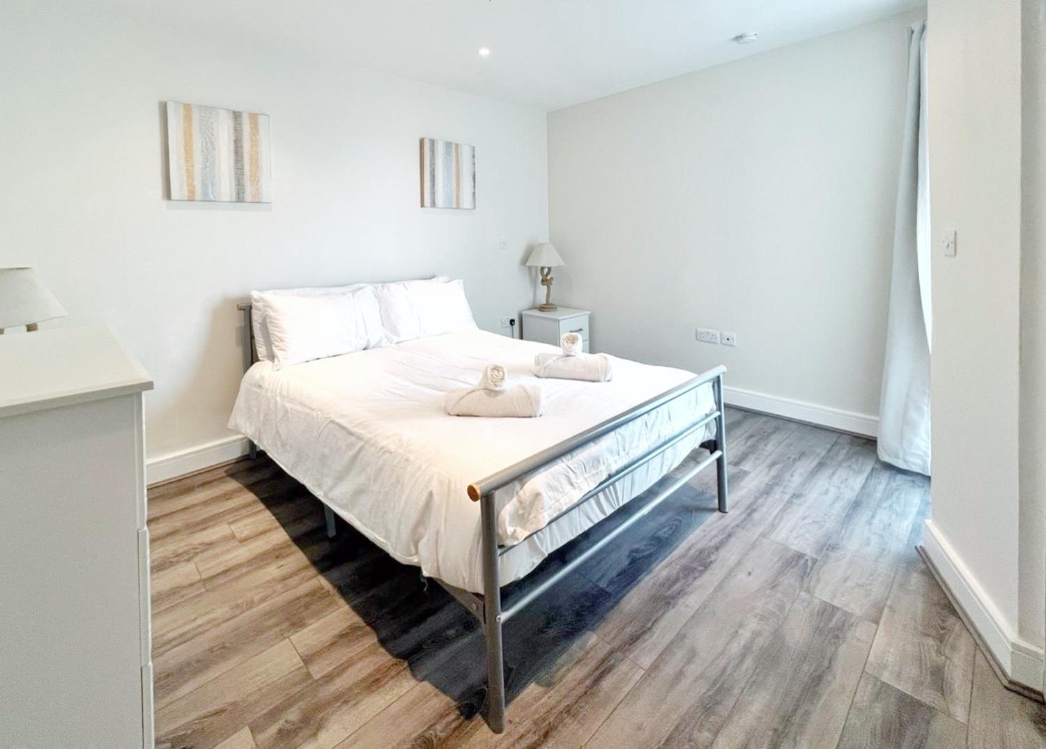 Seaview Boutique One-Bedroom Apt 斯旺西 外观 照片