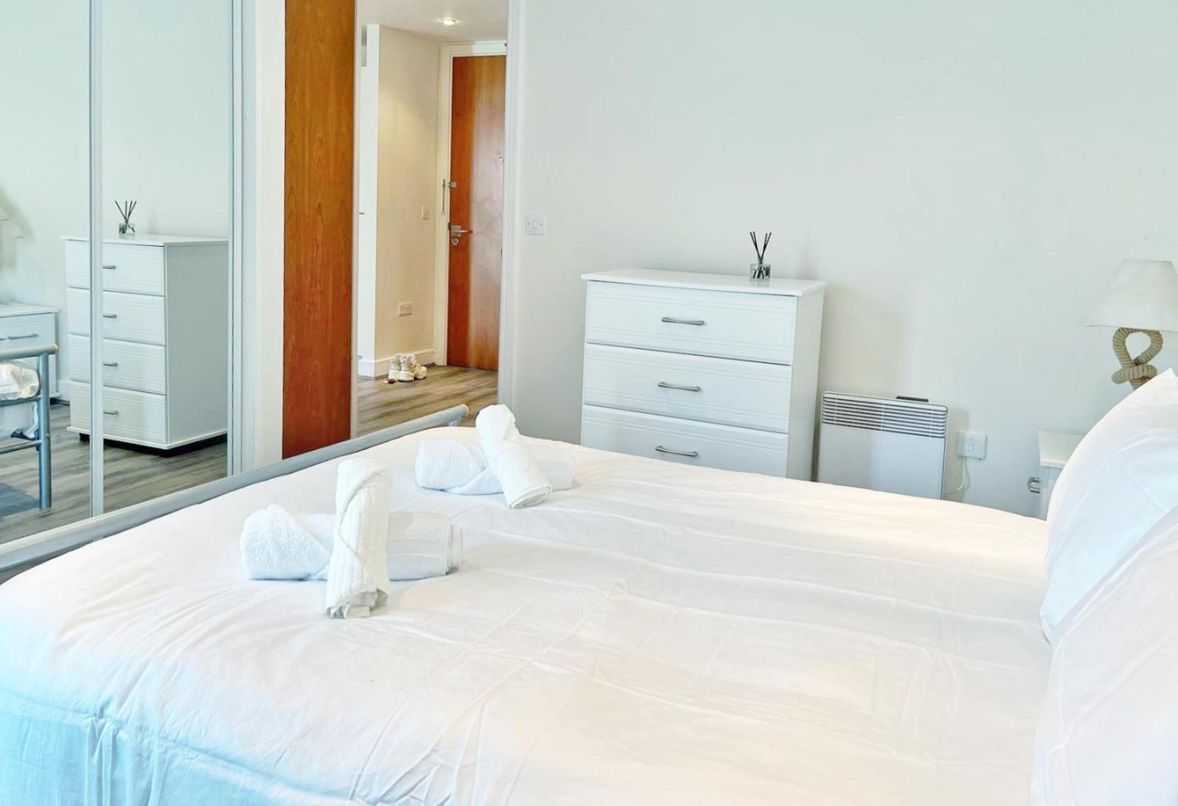 Seaview Boutique One-Bedroom Apt 斯旺西 外观 照片